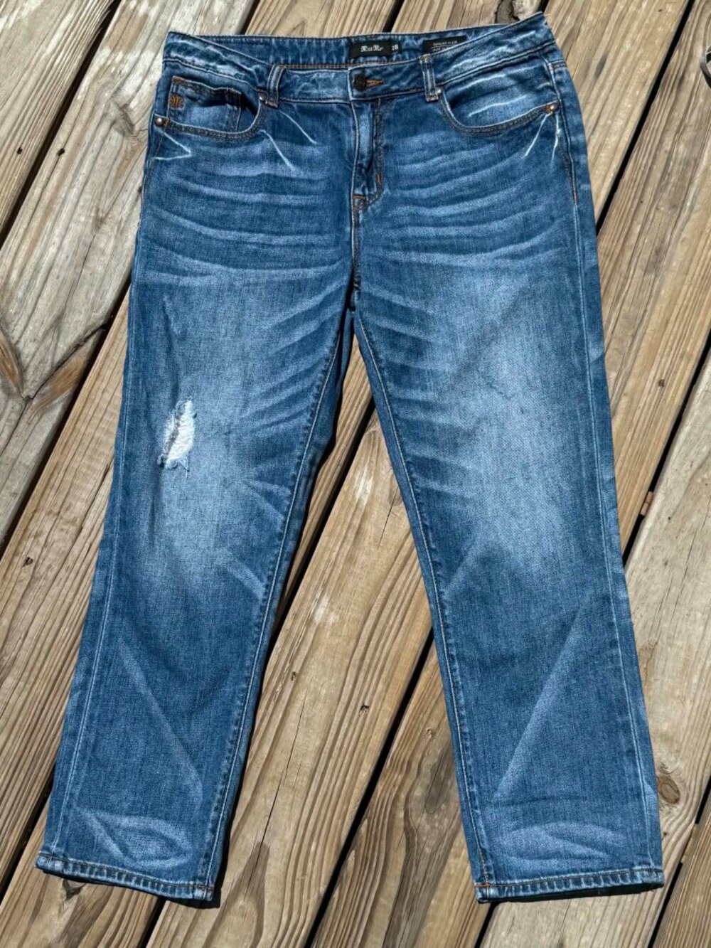Miss Me Distressed Jeans Y2K Grunge cropped Vintage Core Denim size 28 (3367)